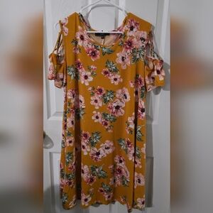 1x Mustard Floral Dress